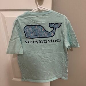 Vineyard Vines tshirt